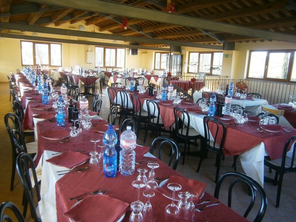 Agriturismo Villaggio Green Монтефалко Стая снимка
