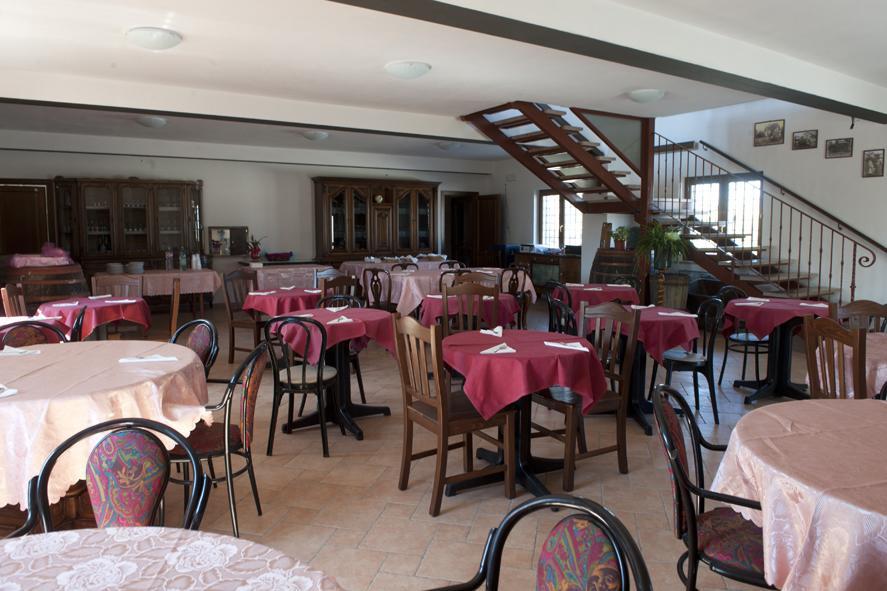 Agriturismo Villaggio Green Монтефалко Екстериор снимка
